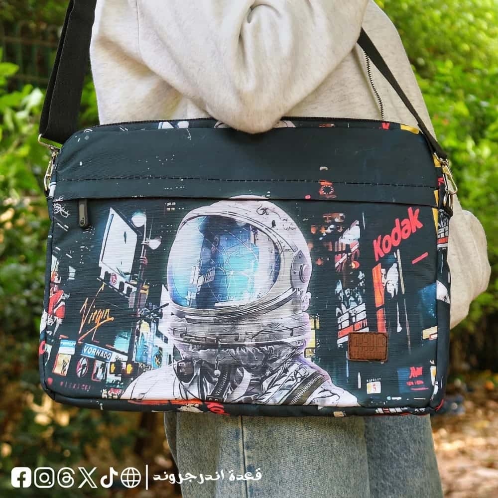 3U0uZlSgEhjyfwJlvBJ1NtAkZA8yxBcRr08oDkk0.jpg Astronaut Laptop Sleeve -15.6 inch bag - الصورة 1