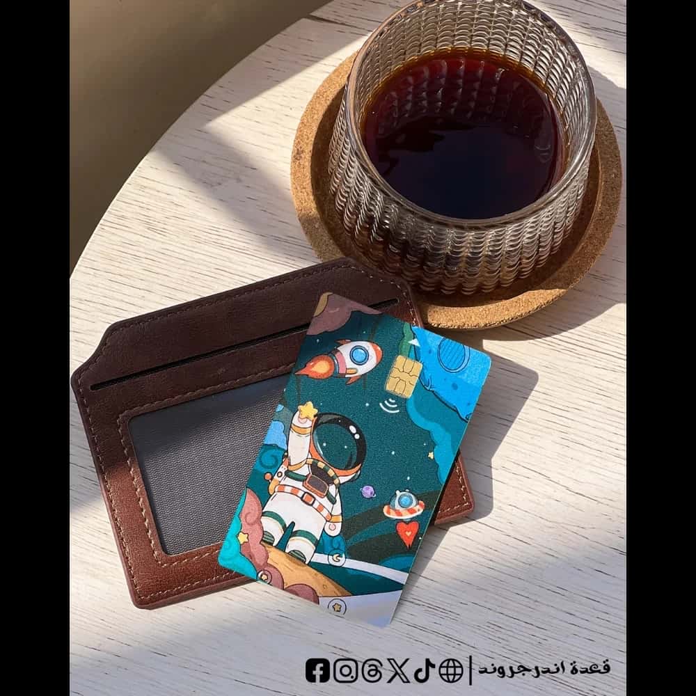 KATHmbYaq2Lopc9t7vFX1NGPxeUojTt8ZGMAsFu7.jpg Visa Sticker - Astronaut - الصورة 1