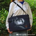Astronaut with Moon Laptop Sleeve -bag
