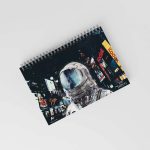 Astronaut in The City -note