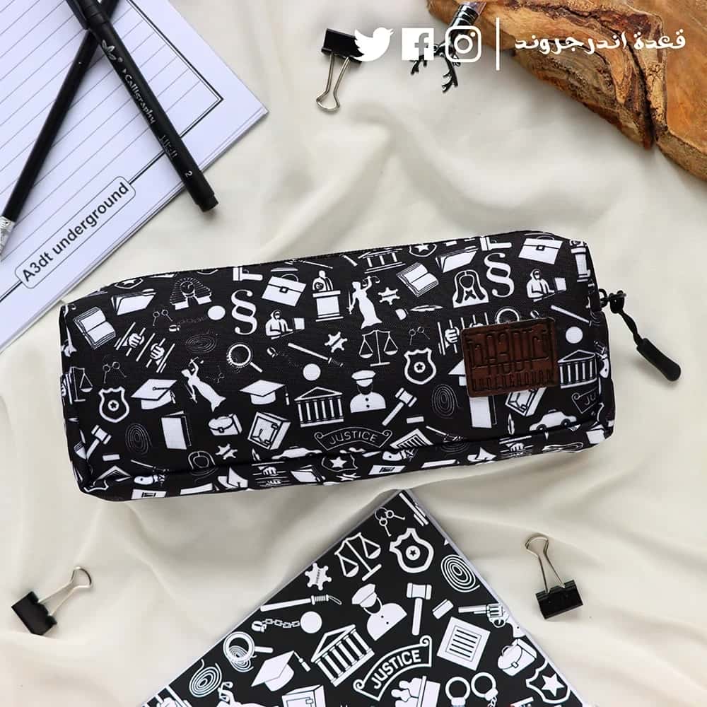 qaE5ZV9K9afWRz6yQnhB8w1yezIeOSaGrREF0Gj4.jpg Laws -Pencil Case - الصورة 1