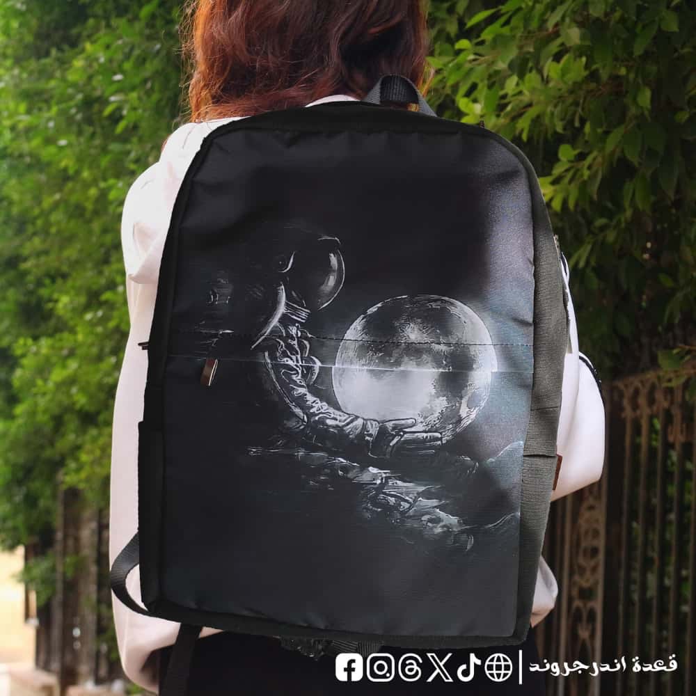 sk2Ppvh215z9qH0gGoIMr9QSWGEMreE3F0dRDYx2.jpg Astronaut with Moon -Backpack - الصورة 1